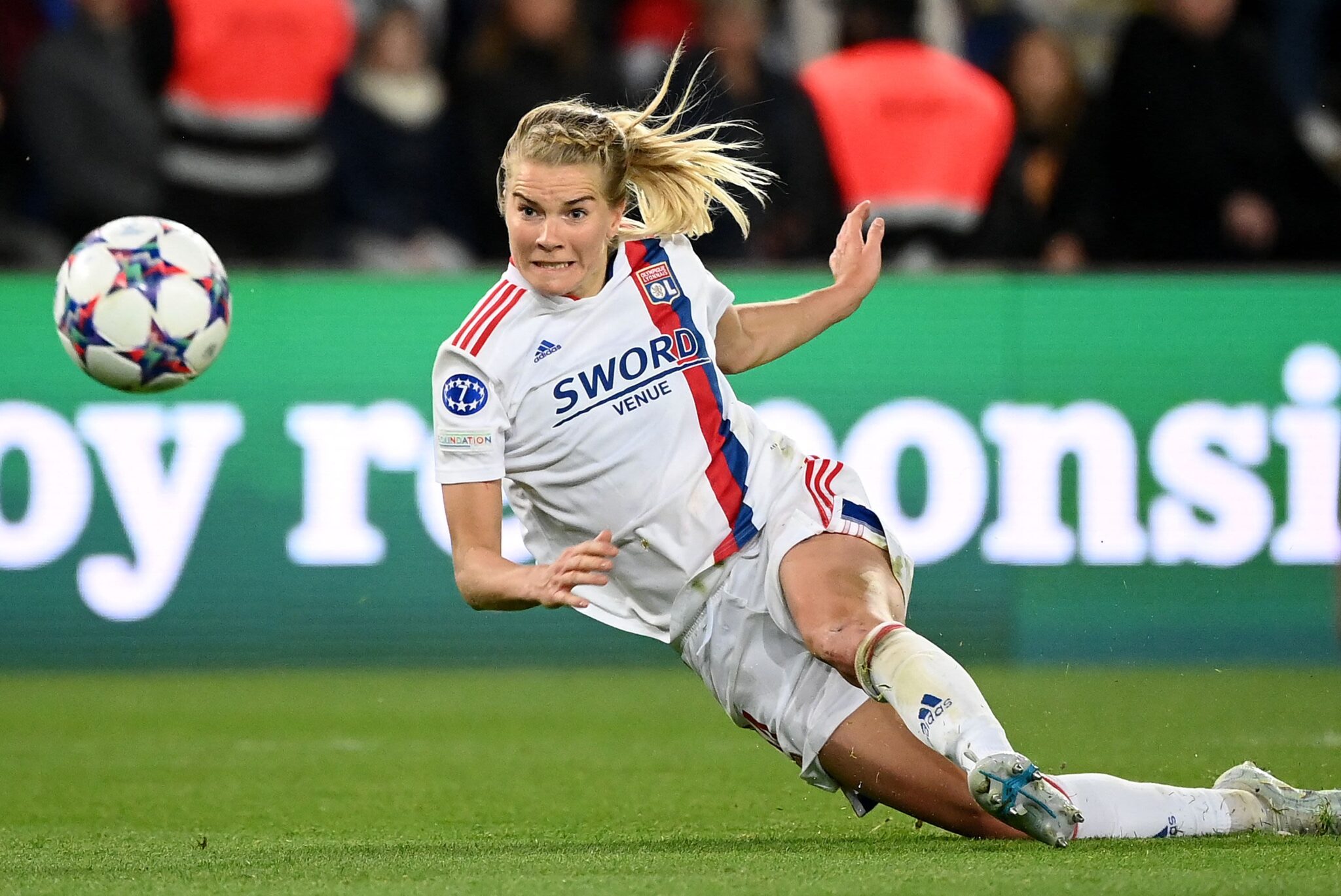 Top 10 Highest Paid Female Soccer Players Salaries Sportsunfold 6509